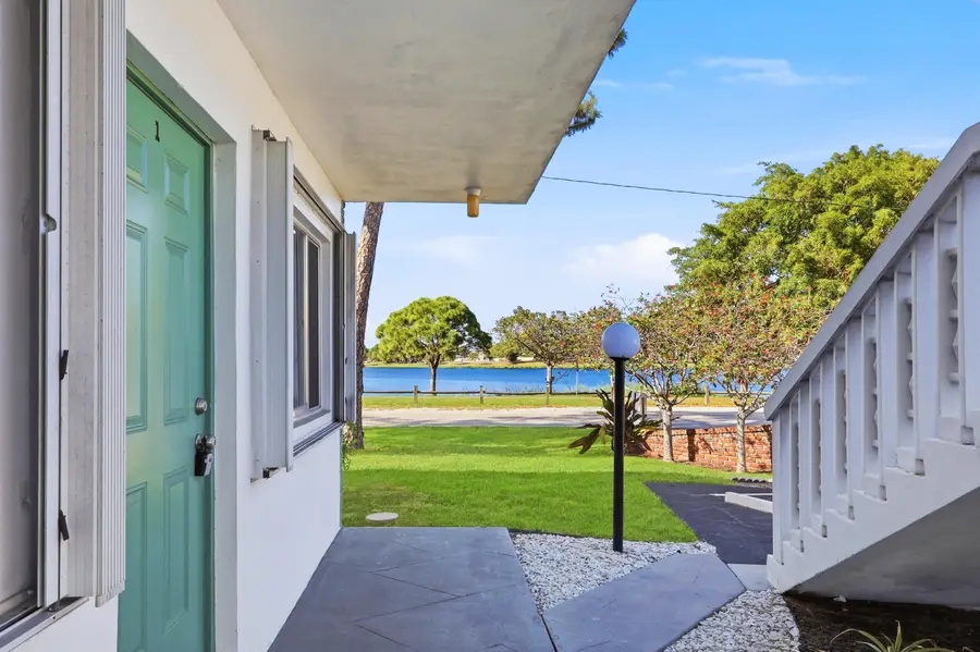 2004 Lake Osborne Drive #1, Lake Worth Beach, FL 33461 - #2