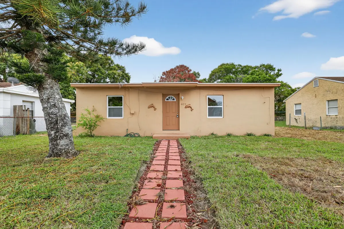 405 N 22nd Street, Fort Pierce, FL 34950 - #1