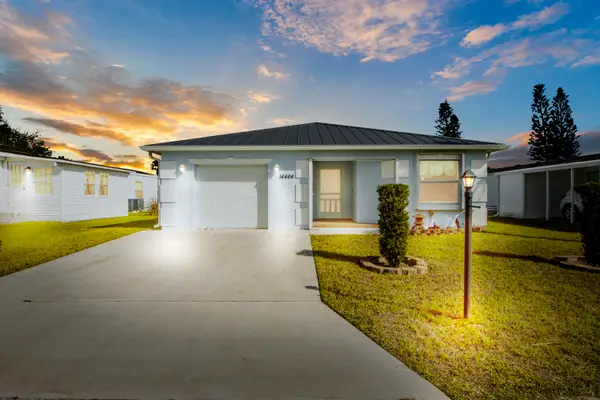 14464 Isla Flores Avenue, Fort Pierce, FL 34951