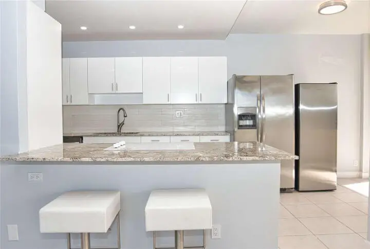 19355 Turnberry Way #3d, Miami, FL 33180 - #2