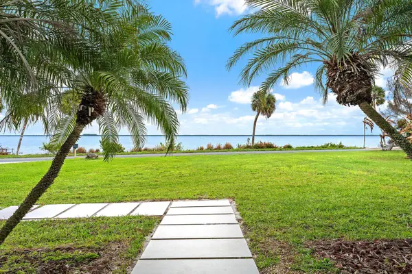 6205 S Indian River Drive, Fort Pierce, FL 34982