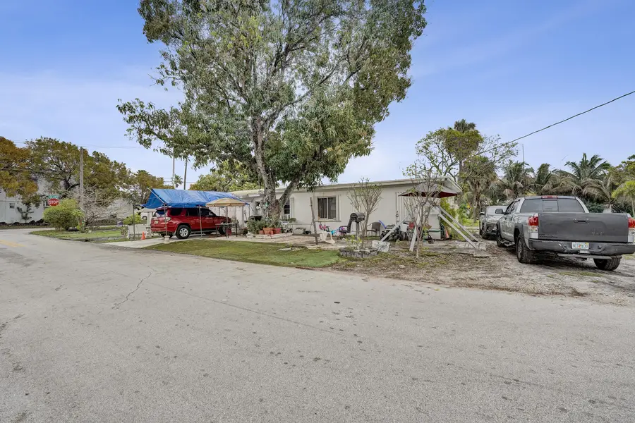 630 NW 15th Avenue, Pompano Beach, FL 33069 - #3