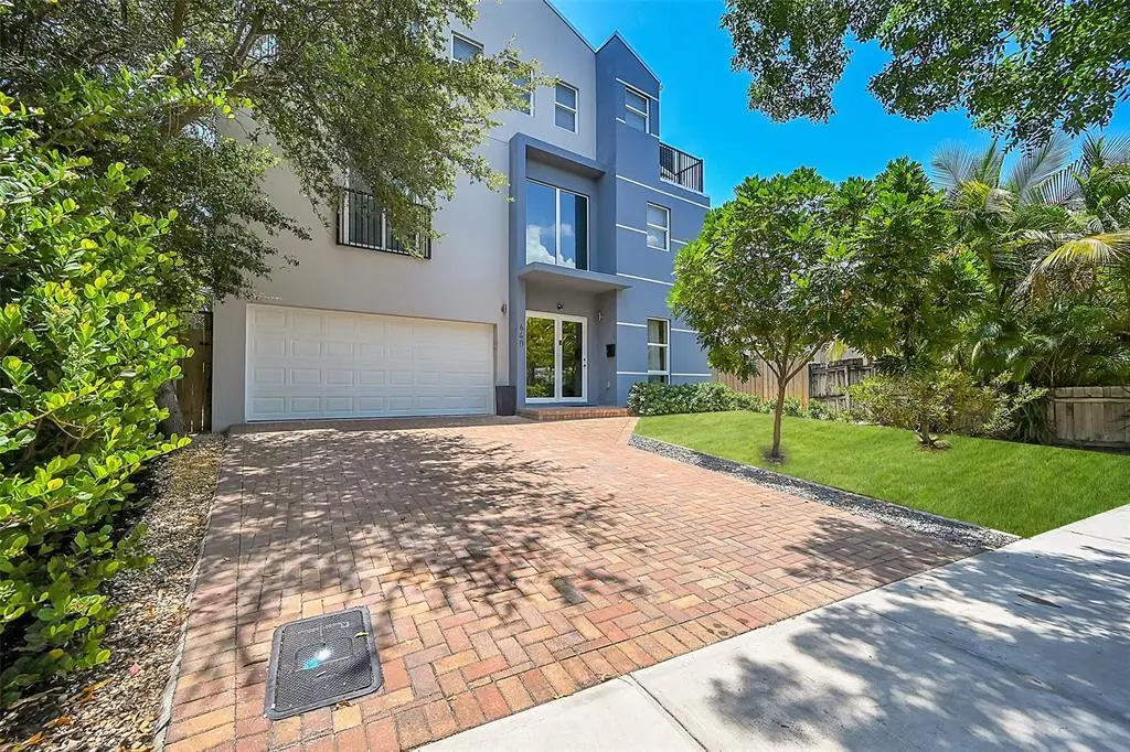 640 NE 17th Way, Fort Lauderdale, FL 33304 - #1