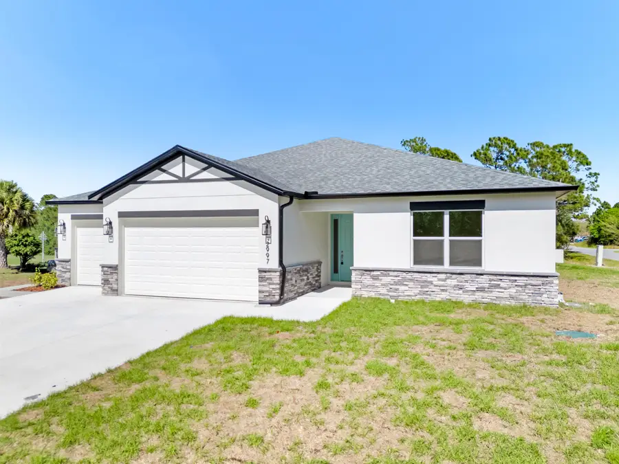2981 SE Gaffney Ave Avenue Se #2981, Palm Bay, FL 32909 - #3