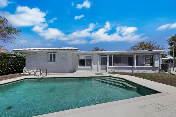 5921 NE 21st Circle #Ne, Fort Lauderdale, FL 33308