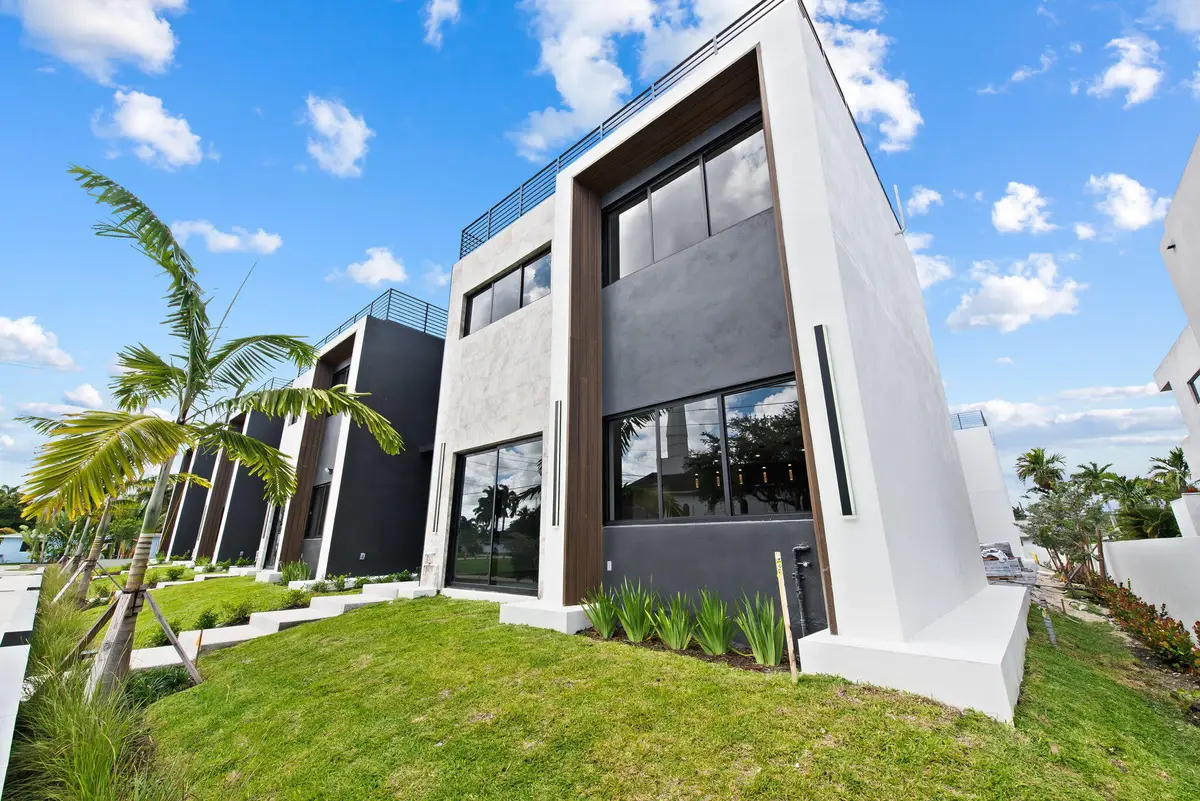 843 SW 14th Court #843, Fort Lauderdale, FL 33315 - #1