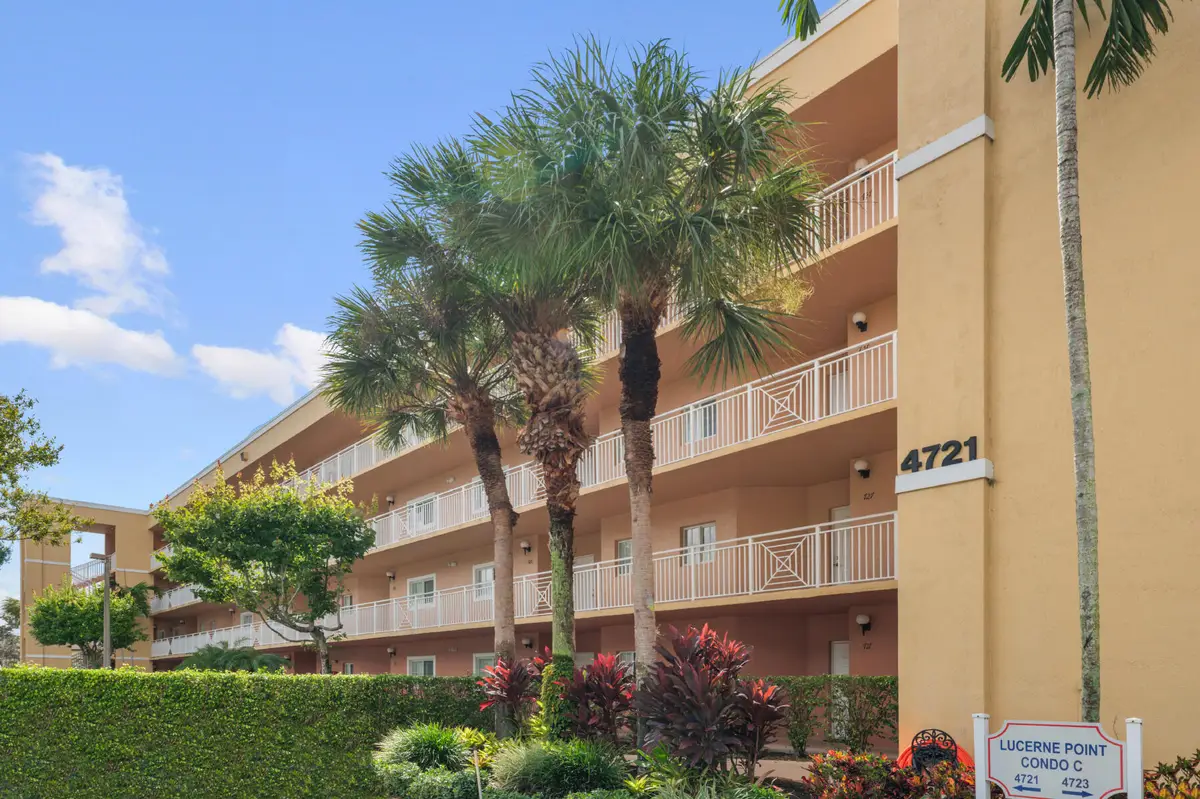4721 E Lucerne Lakes Blvd E #744, Lake Worth, FL 33467 - #1