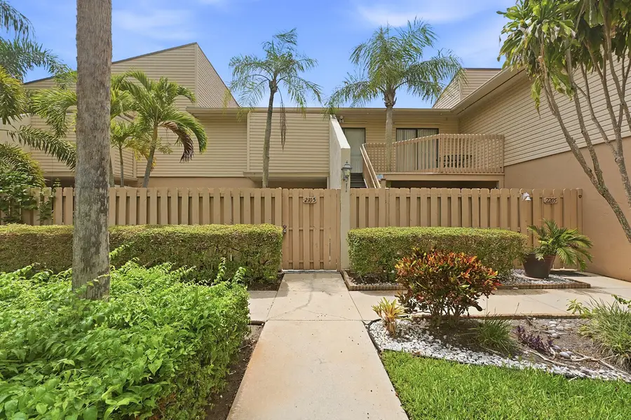 602 Executive Center Drive #Unit 105, West Palm Beach, FL 33401 - #3