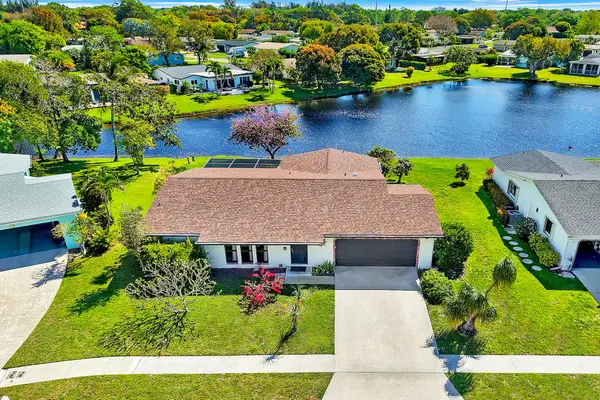14592 Country Side Lane, Delray Beach, FL 33484