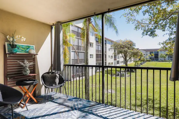 1601 SW 128th Terrace #201a, Pembroke Pines, FL 33027
