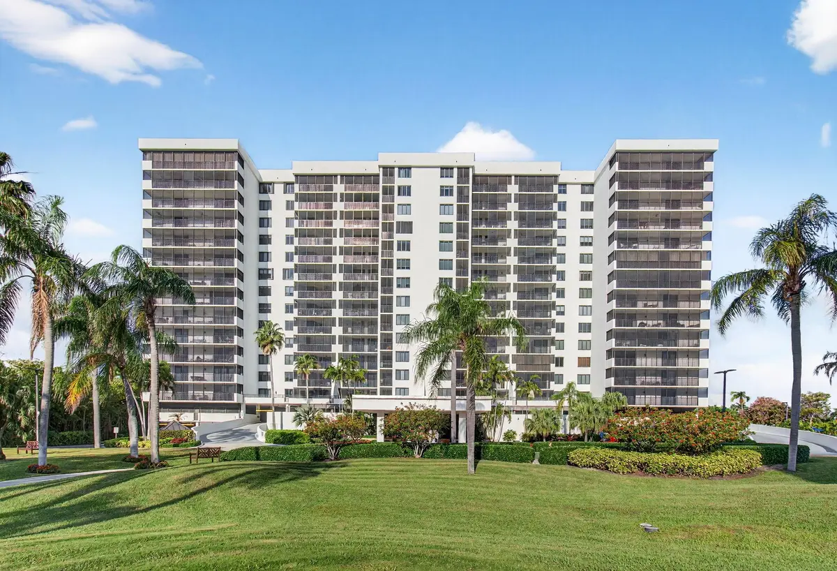3420 S Ocean Boulevard #5z, Highland Beach, FL 33487 - #1
