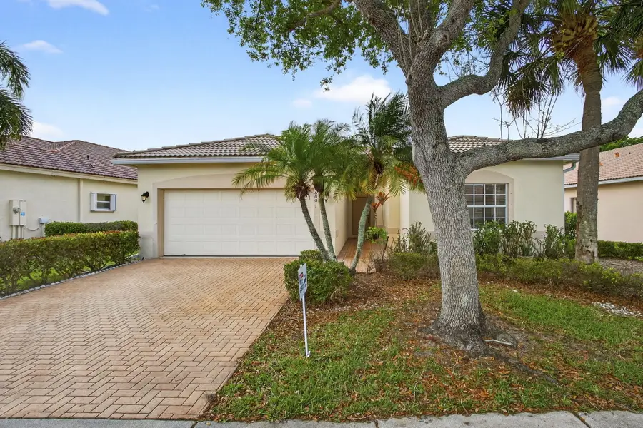 8600 Pine Cay, West Palm Beach, FL 33411 - #2