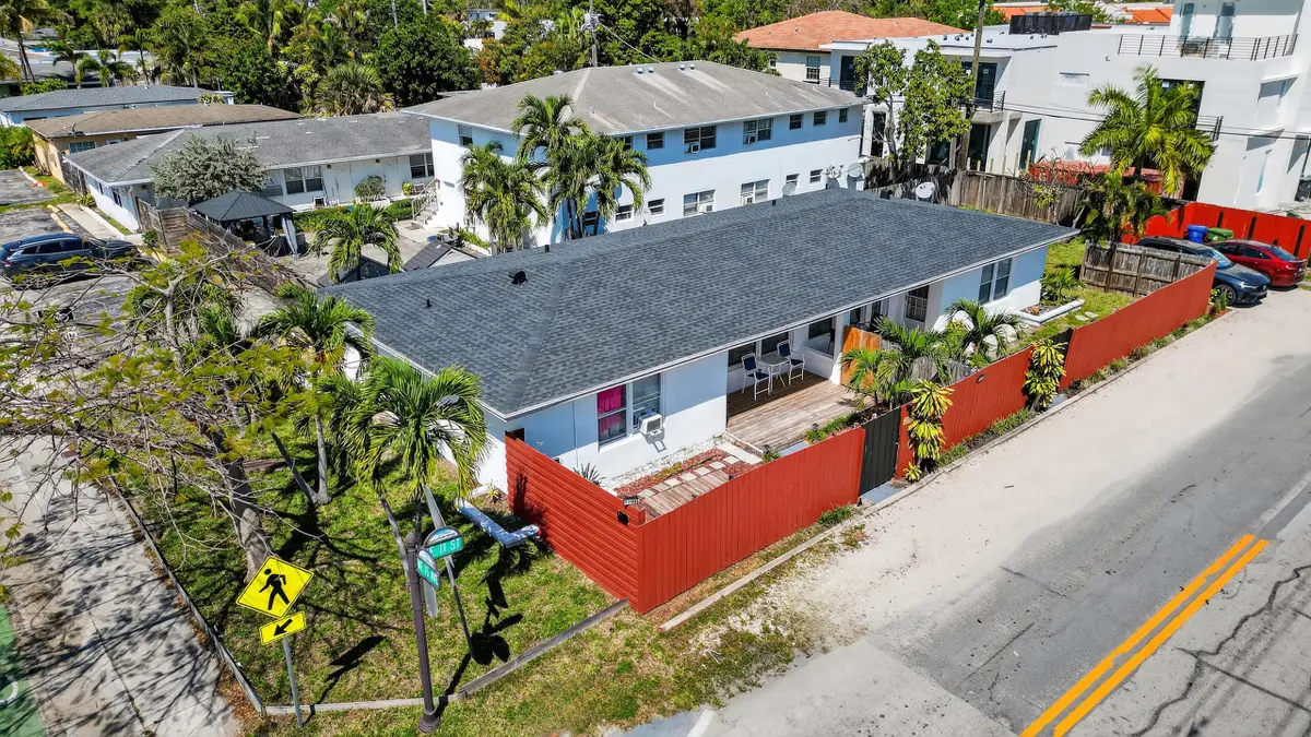 1100 NE 15th Avenue #1-2, Fort Lauderdale, FL 33304 - #1