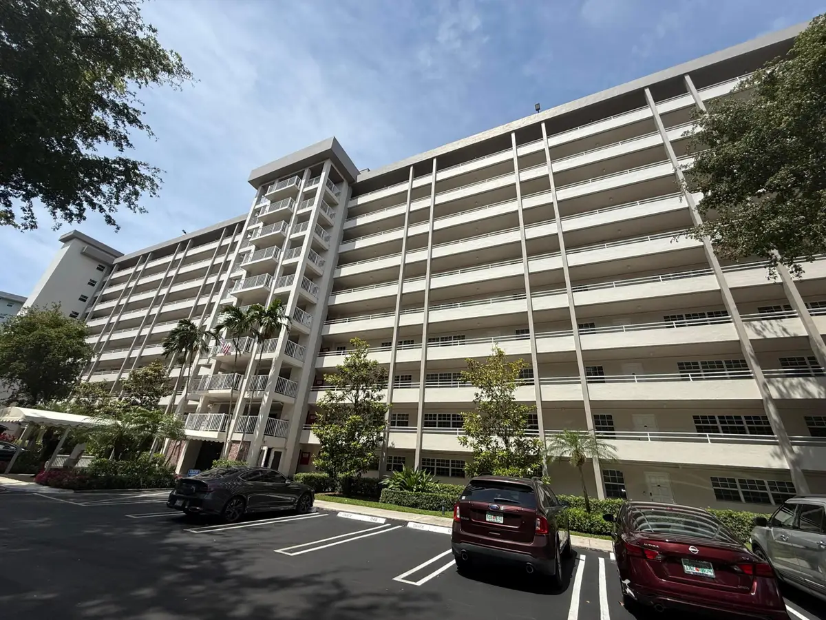 605 Oaks Drive #602, Pompano Beach, FL 33069 - #1