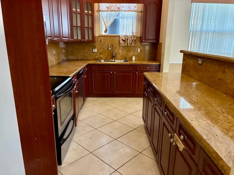 2200 NW 5th Street, Pompano Beach, FL 33069 - #3