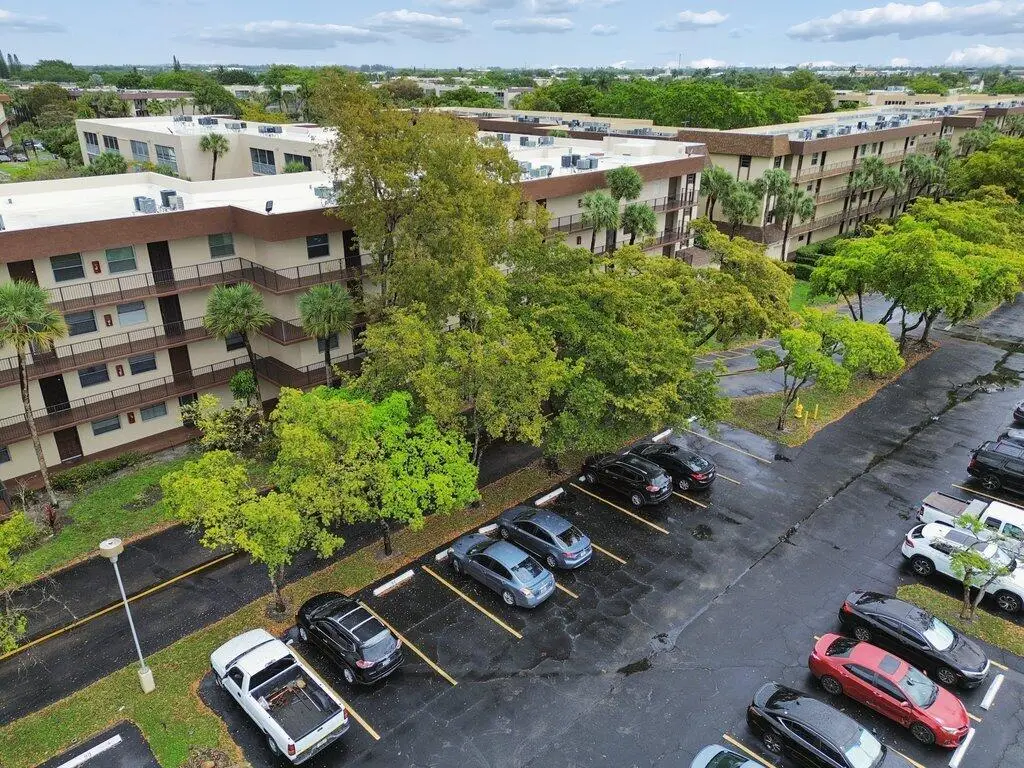 3141 NW 47th Terrace #124, Lauderdale Lakes, FL 33319 - #1