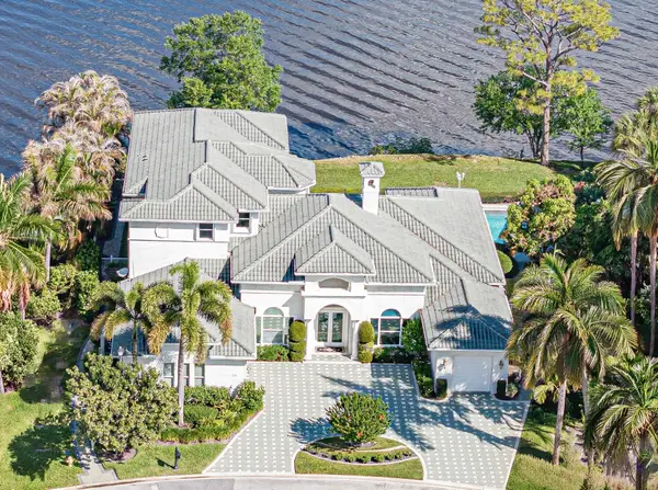 226 SW Palm Cove Drive, Palm City, FL 34990