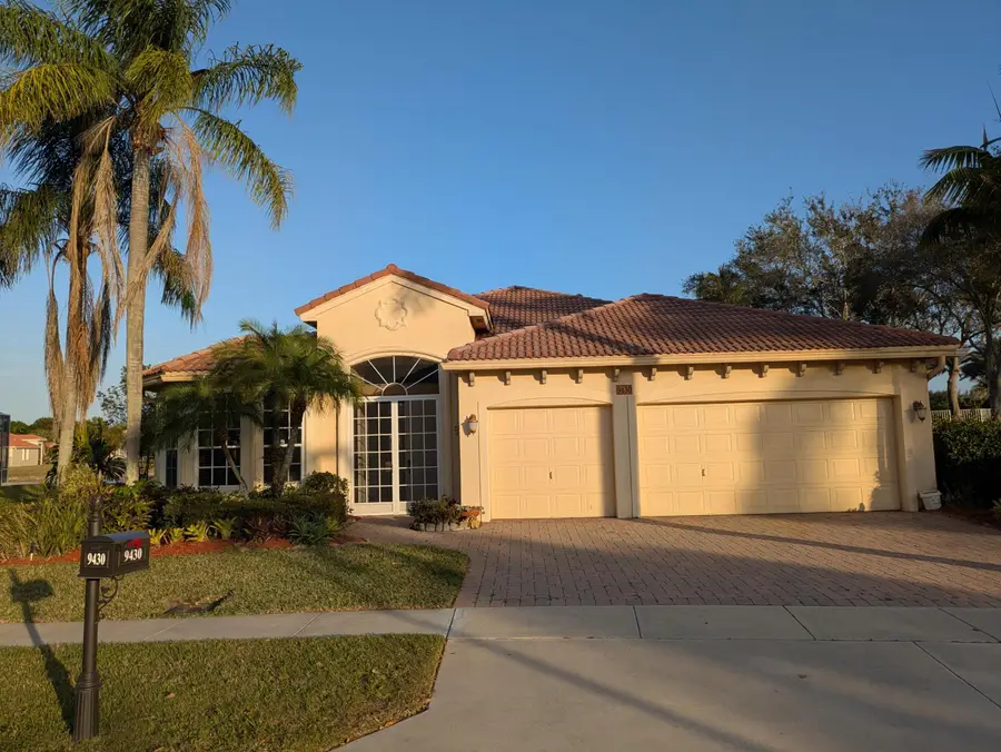 9430 Lantern Bay Circle, West Palm Beach, FL 33411 - #2