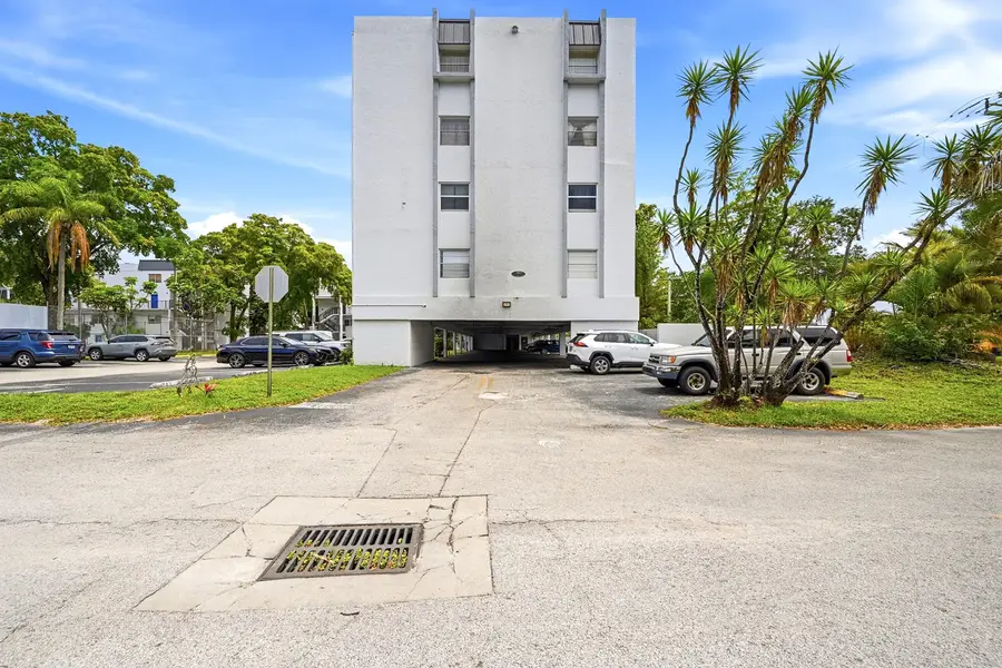 7541 NW 16th Street #1211, Plantation, FL 33313 - #2