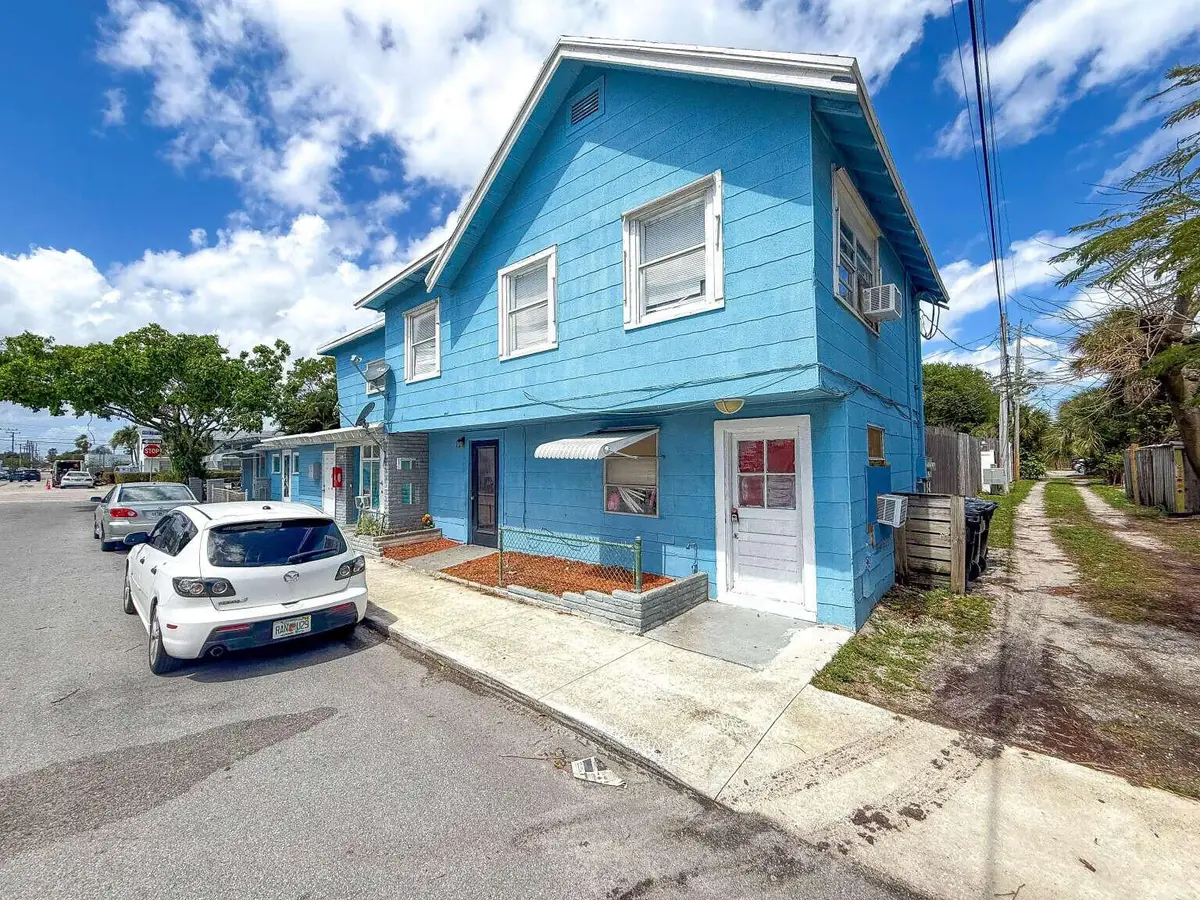 714 N 4th Ave Avenue N, Lake Worth Beach, FL 33460 - #1