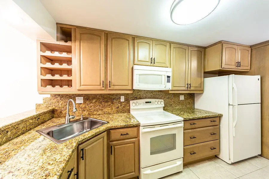 6 Royal Palm Way #102, Boca Raton, FL 33432 - #3