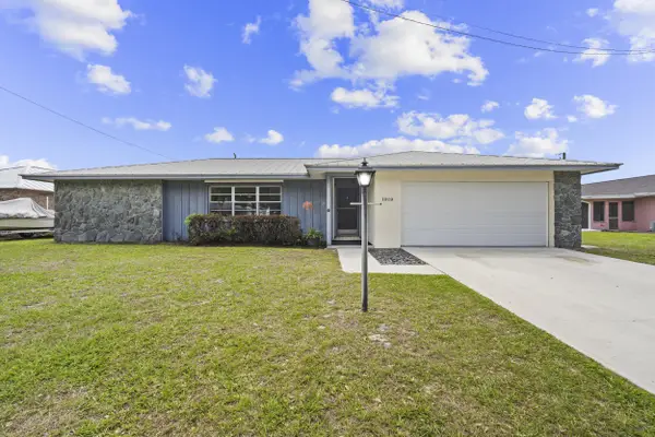 1919 Quail Court, Fort Pierce, FL 34982