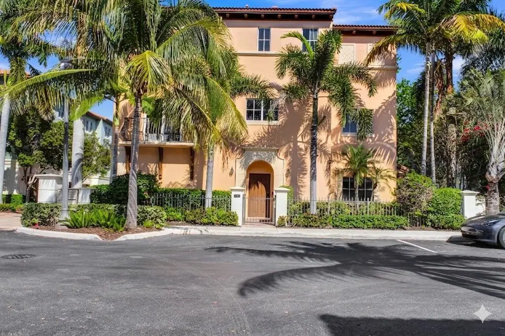 78 NW Hawthorne Place, Boca Raton, FL 33432 - #1