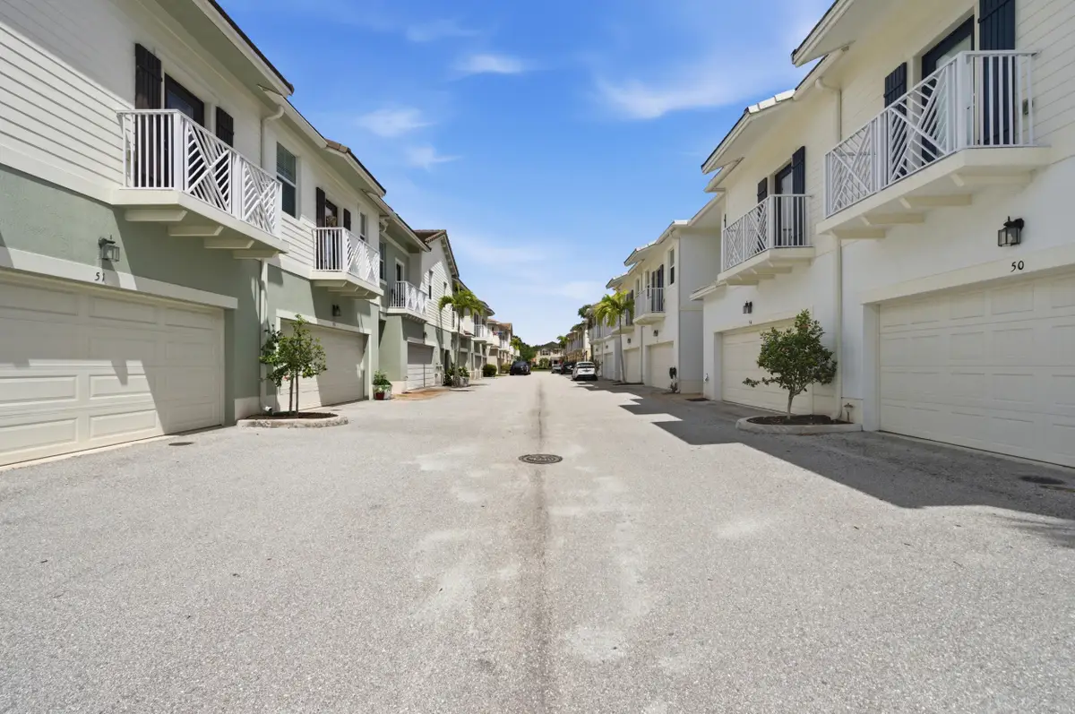 54 Palm Lane, Royal Palm Beach, FL 33411 - #1