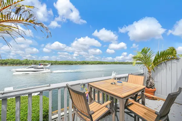 1800 N Ocean Drive #204, Hollywood, FL 33019