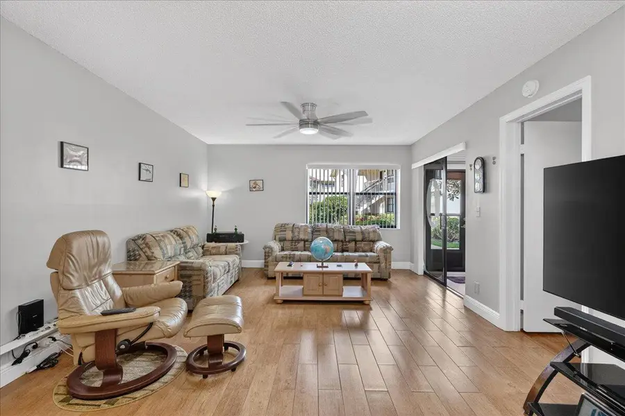 7633 Tahiti Lane #101, Lake Worth, FL 33467 - #3