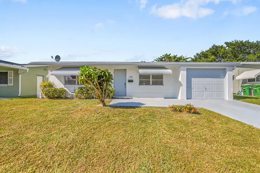 5309 NW 49th Avenue, Tamarac, FL 33319 - #2