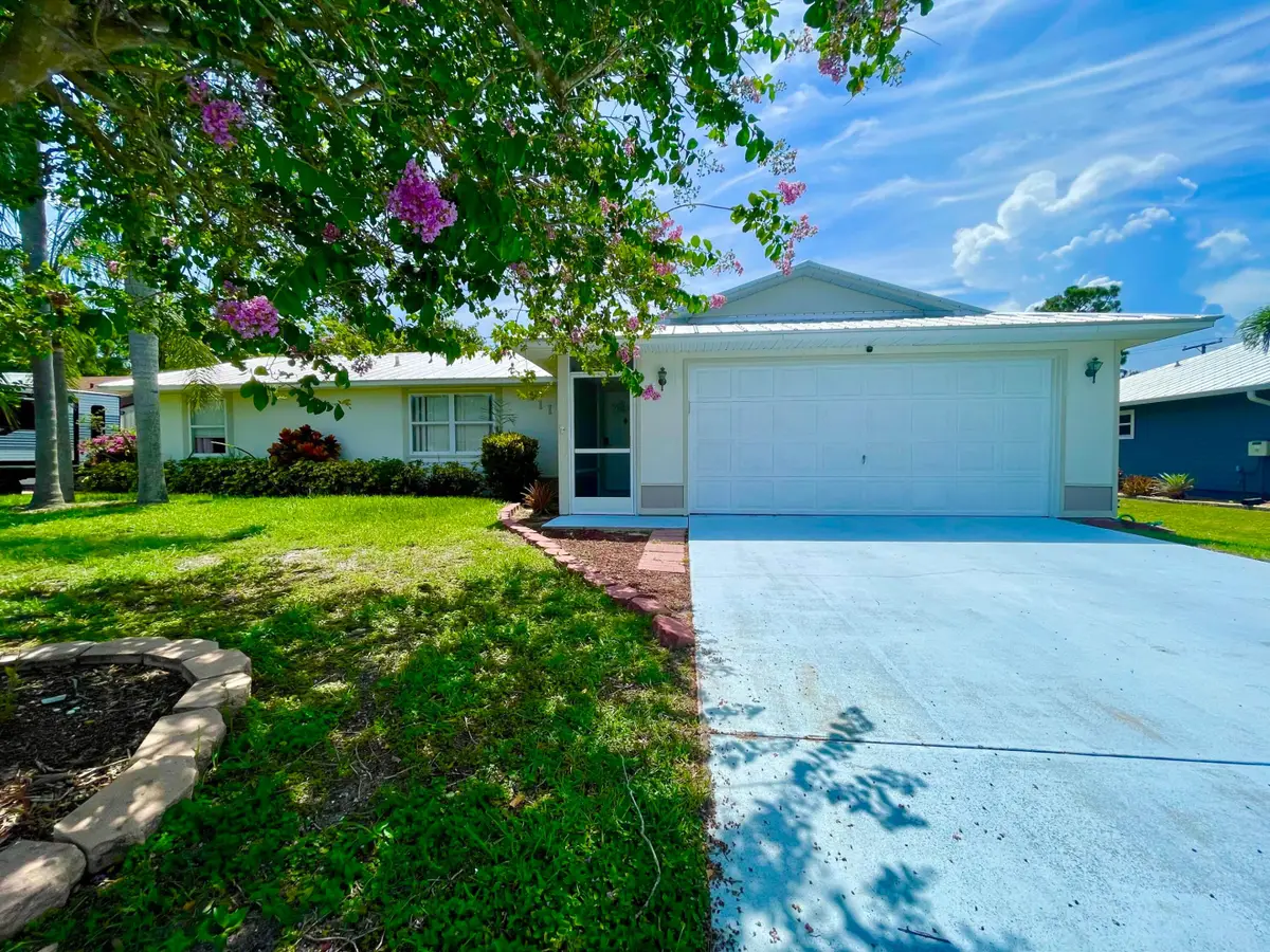 1150 SW Jumper Street, Port Saint Lucie, FL 34983 - #1