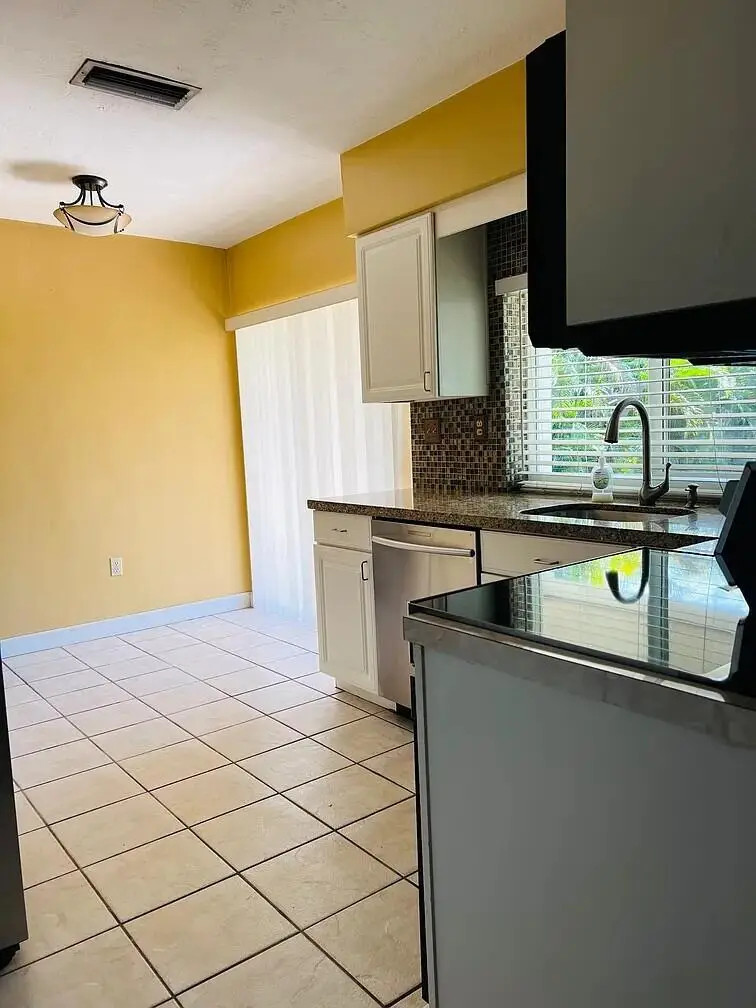 8136 NW 21st Court, Sunrise, FL 33322 - #3