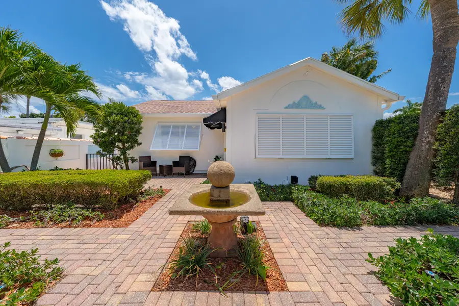 205 N 18th Ave Avenue N, Lake Worth Beach, FL 33460 - #3