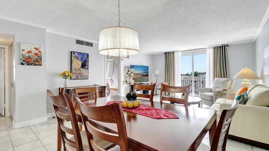 427 Golden Isles Drive #5j, Hallandale Beach, FL 33009 - #3