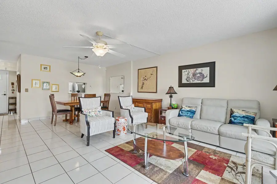 414 SE 10th Street #102, Dania Beach, FL 33004 - #3