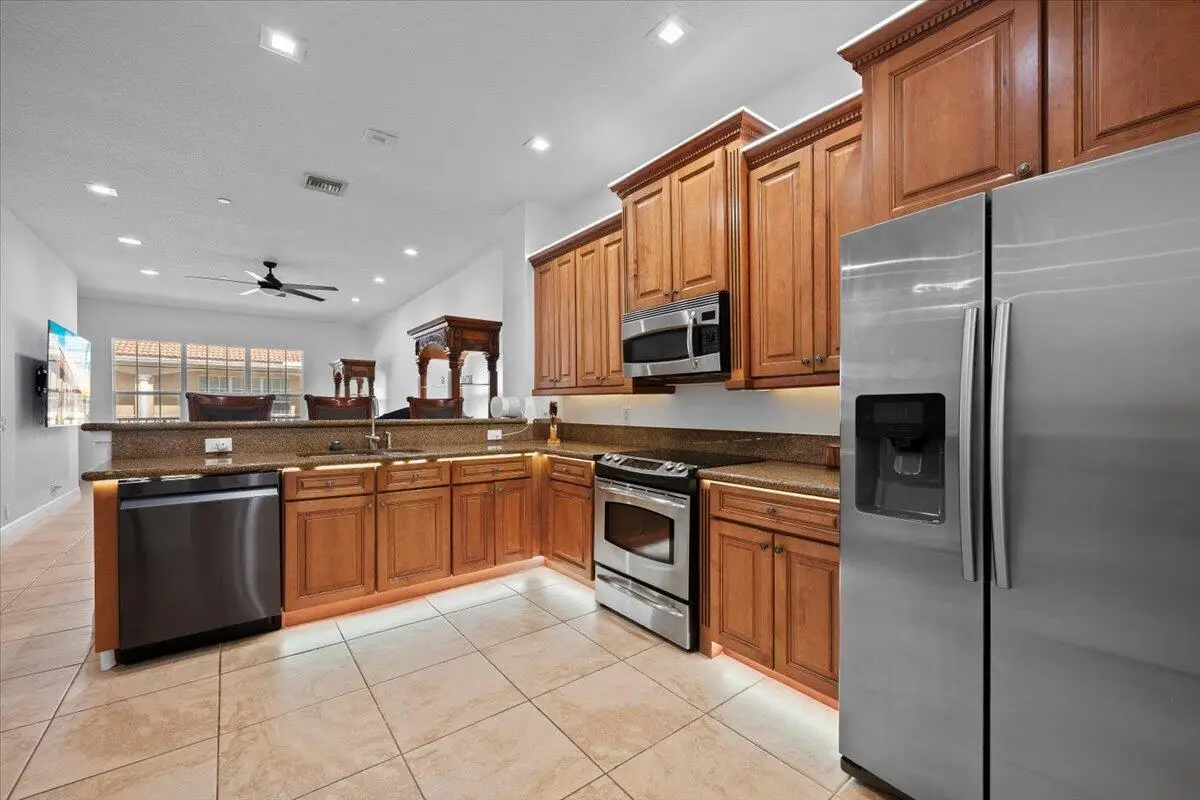 5102 Artesa Way W, Palm Beach Gardens, FL 33418 - #1