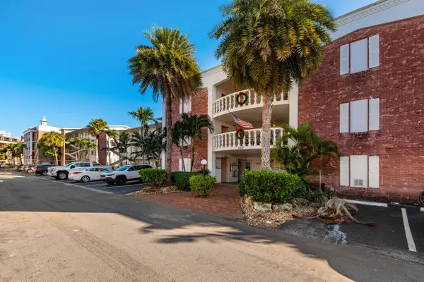 465 Paradise Isle Boulevard #110, Hallandale Beach, FL 33009