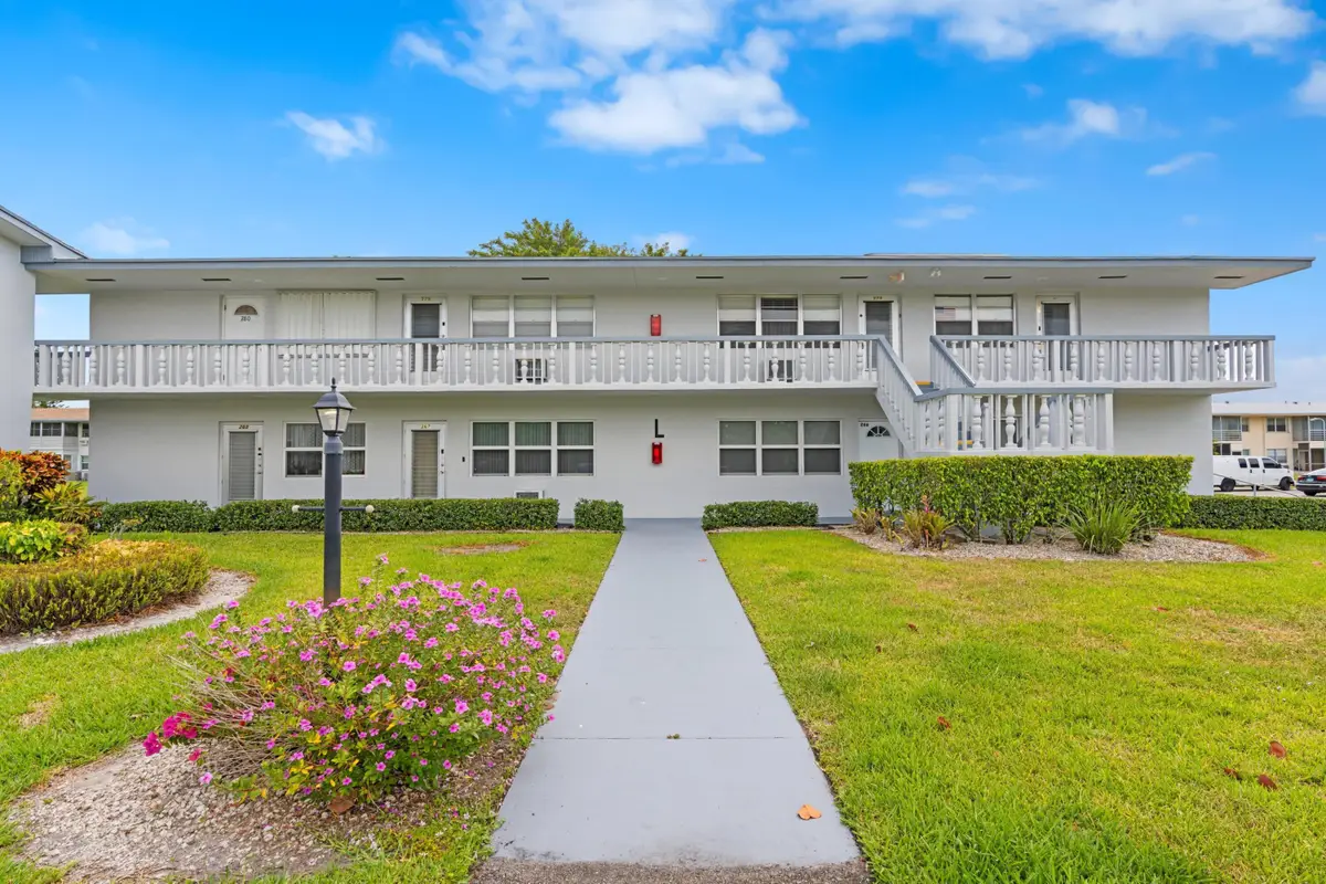 279 Coventry L, West Palm Beach, FL 33417 - #1