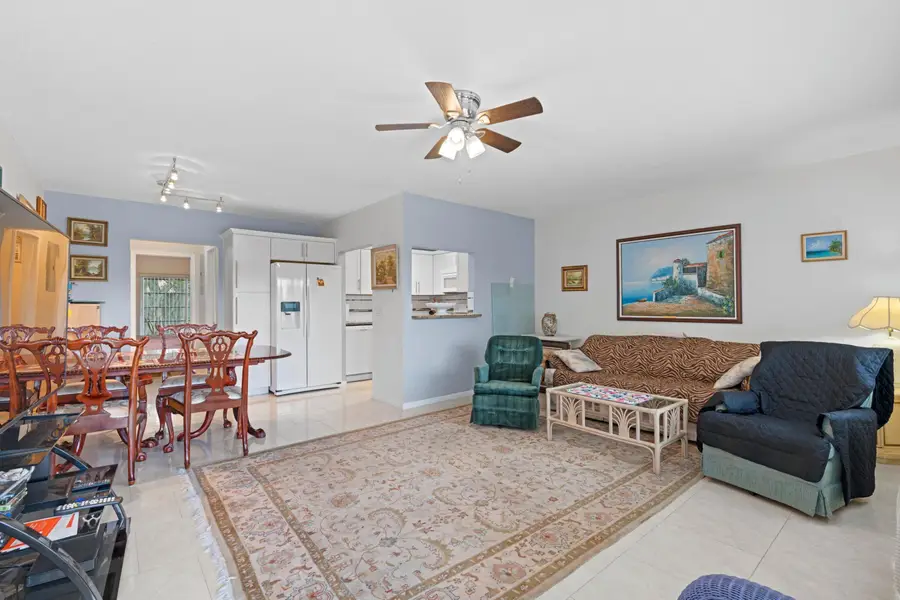 279 Coventry L, West Palm Beach, FL 33417 - #3