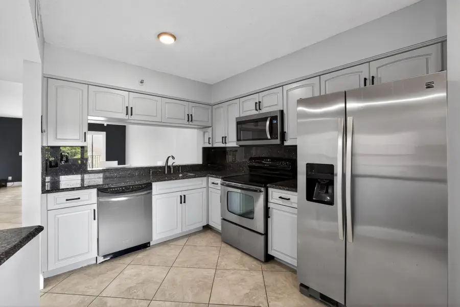 2206 S Cypress Bend Drive #401, Pompano Beach, FL 33069 - #3