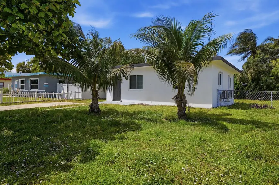 2625 NW 10th Street, Pompano Beach, FL 33069 - #2