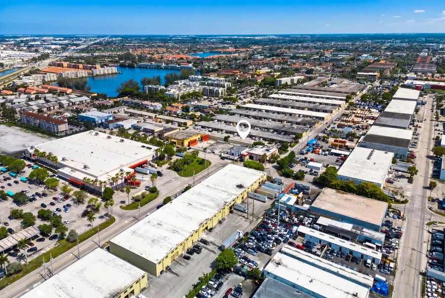 8015 NW 98th Street, Hialeah Gardens, FL 33016 - #3
