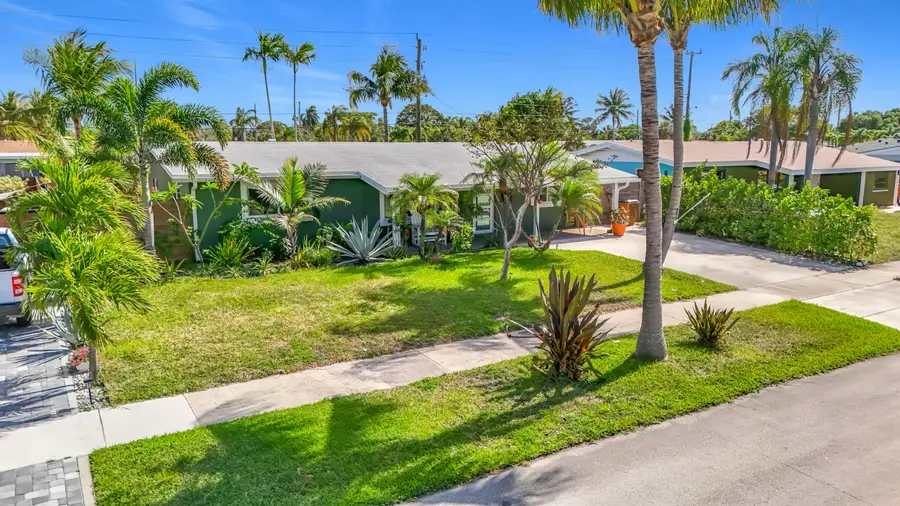 6 SE 10th Court, Deerfield Beach, FL 33441 - #2