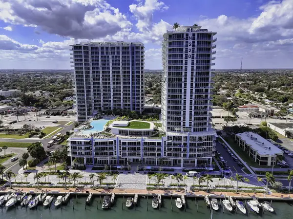 220 Lake Shore Drive #605, Lake Park, FL 33403