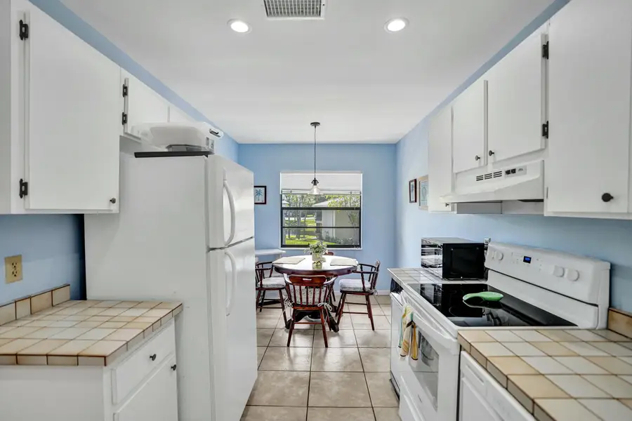 19 Stratford Drive E #Unit F, Boynton Beach, FL 33436 - #2