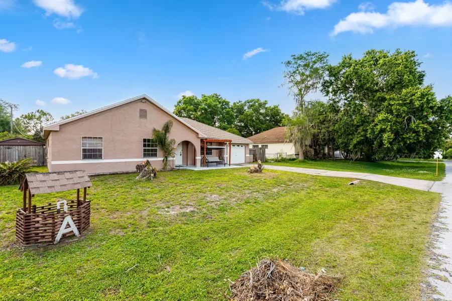 950 SE Taft Ave Avenue, Palm Bay, FL 32909 - #2