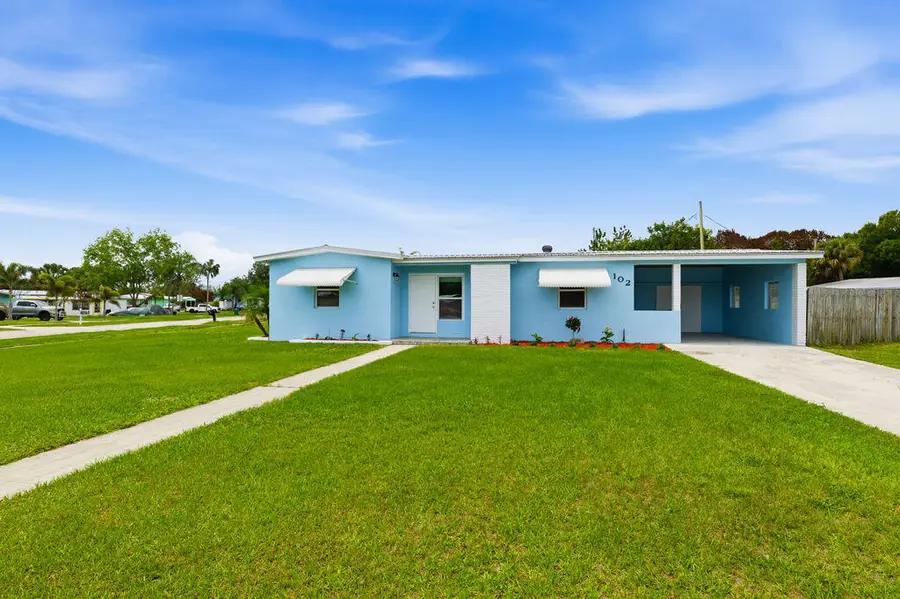 102 SE El Sito Court, Port Saint Lucie, FL 34983 - #3