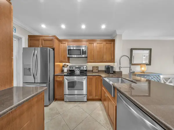 1461 S Ocean Boulevard #218, Lauderdale By The Sea, FL 33062