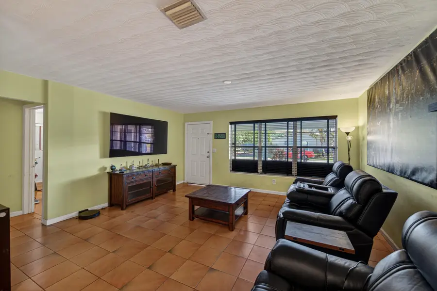 1211 NE 35th Street, Pompano Beach, FL 33064 - #3